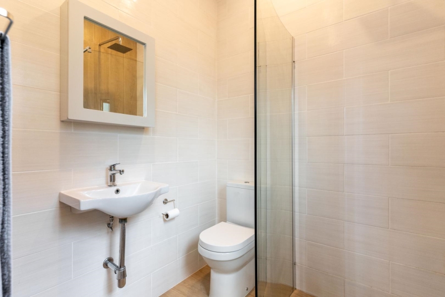 4 Bedroom Property for Sale in Constantia Western Cape